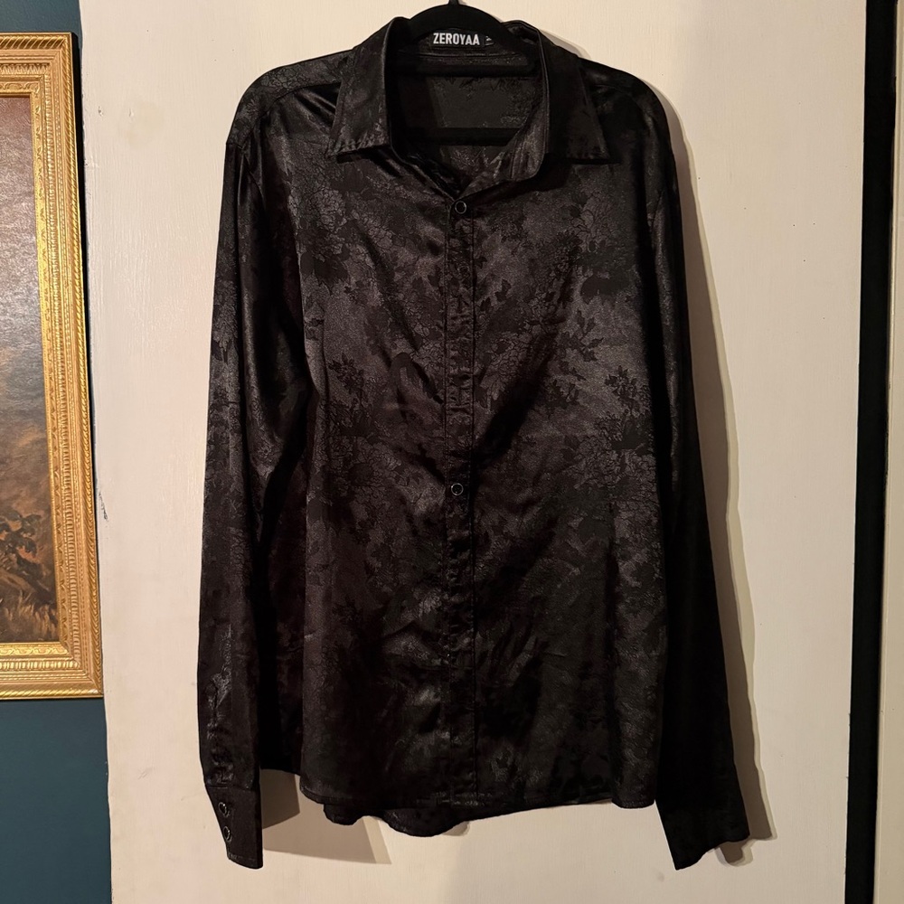 Zeroyaa Black Floral Button-Up Shirt